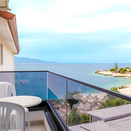 Vila Era Beach Sarandë Exteriör bild
