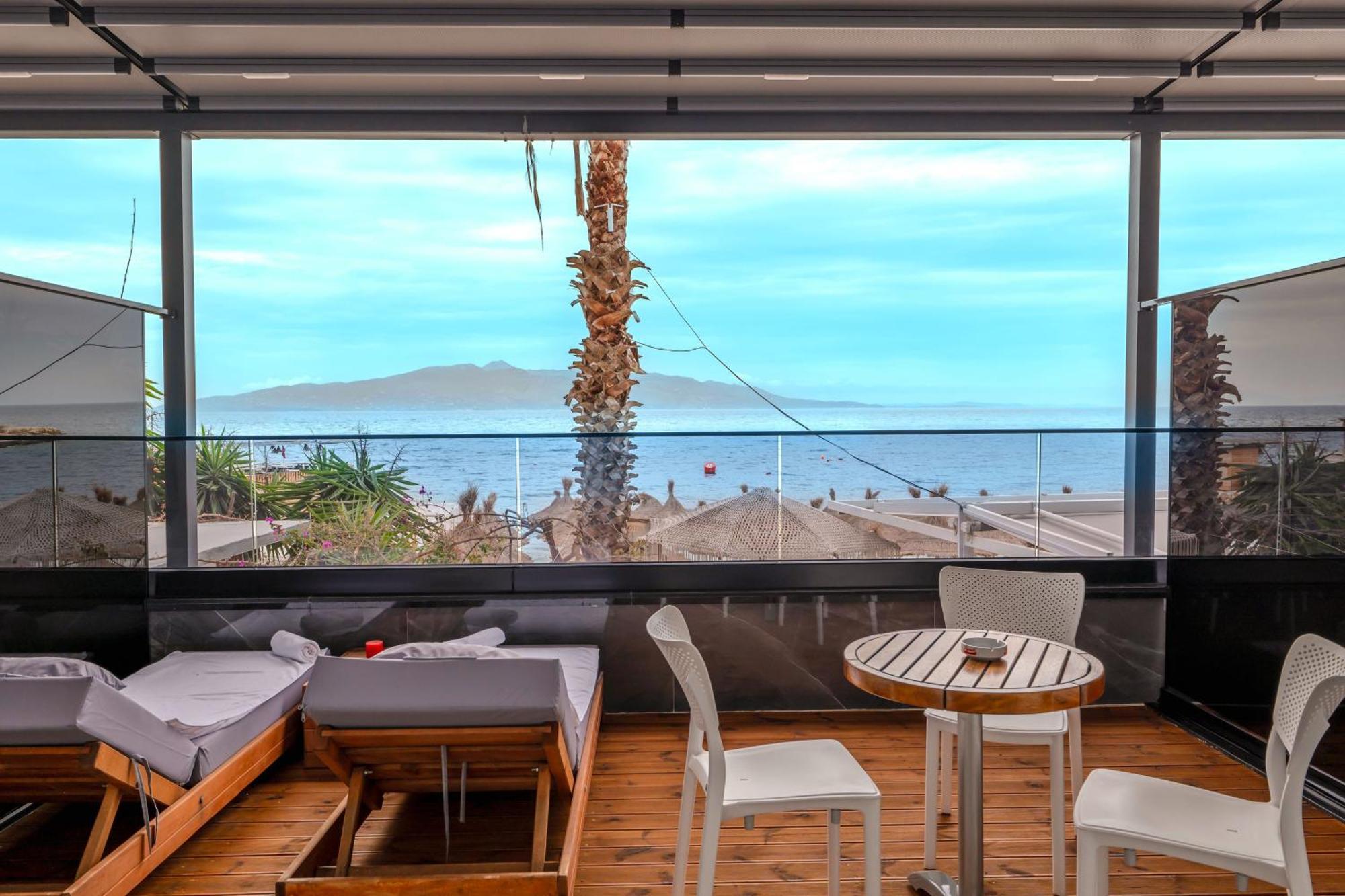 Vila Era Beach Sarandë Exteriör bild
