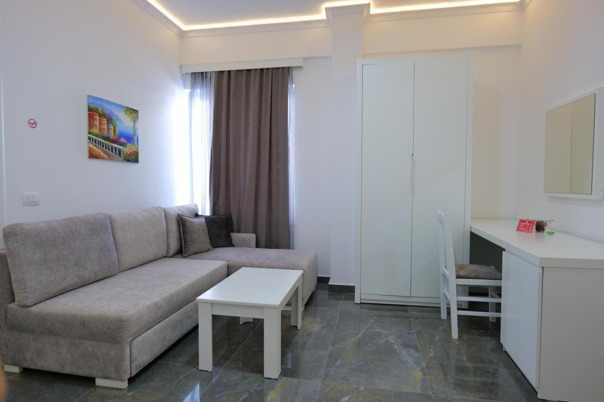 Vila Era Beach Sarandë Exteriör bild